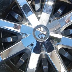 Universal  22 Inch KMCs Rims On Tires