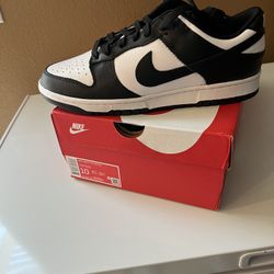Nike Dunks