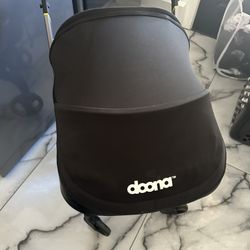 Doona Infant Car Seat/Stroller & Base  Black