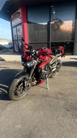 2024 Street Triple 765 RS