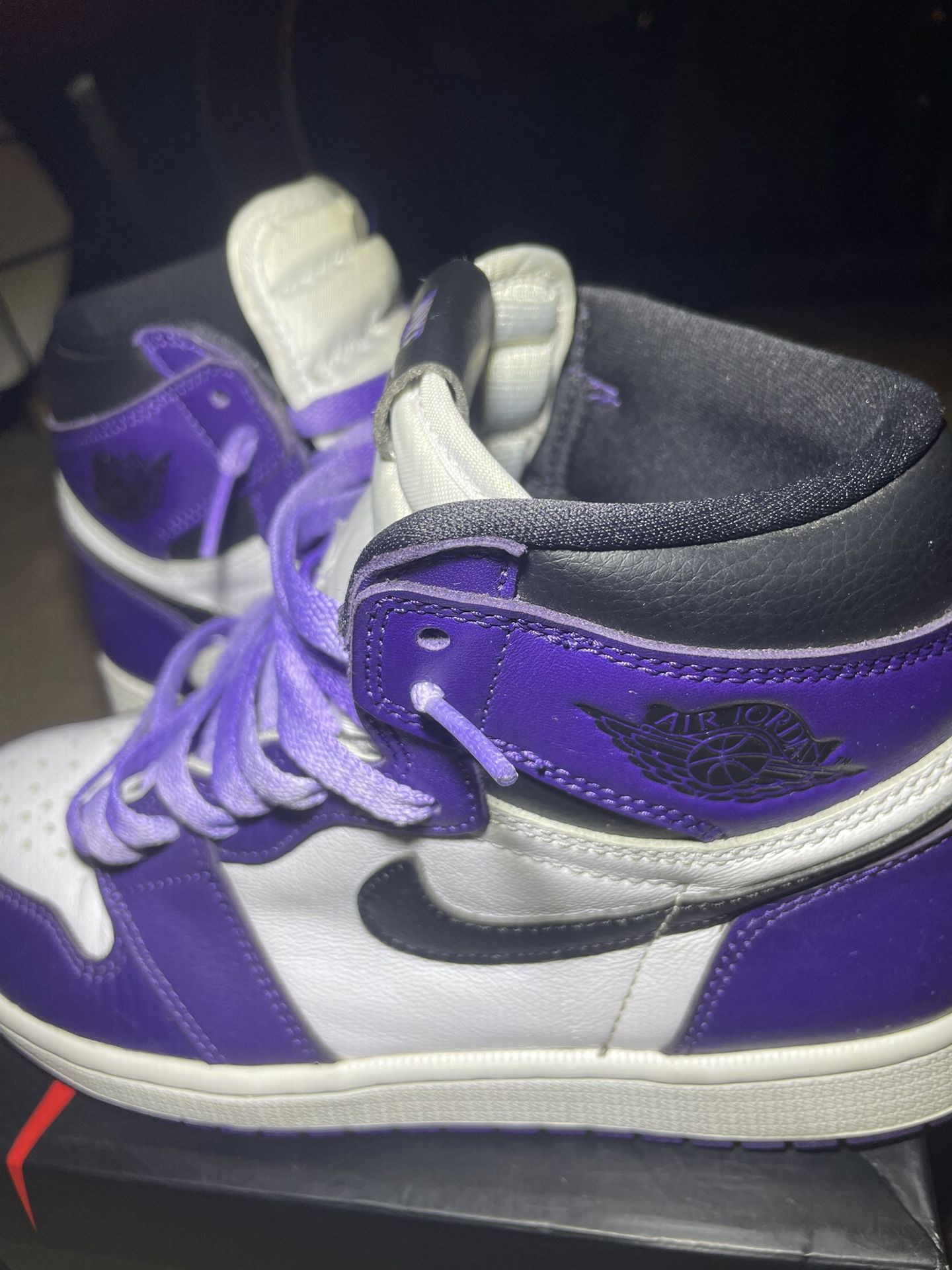 Jordan 1 HIGHS Court Purple 2.0