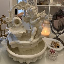 Vintage Cherub Table Top Fountain 