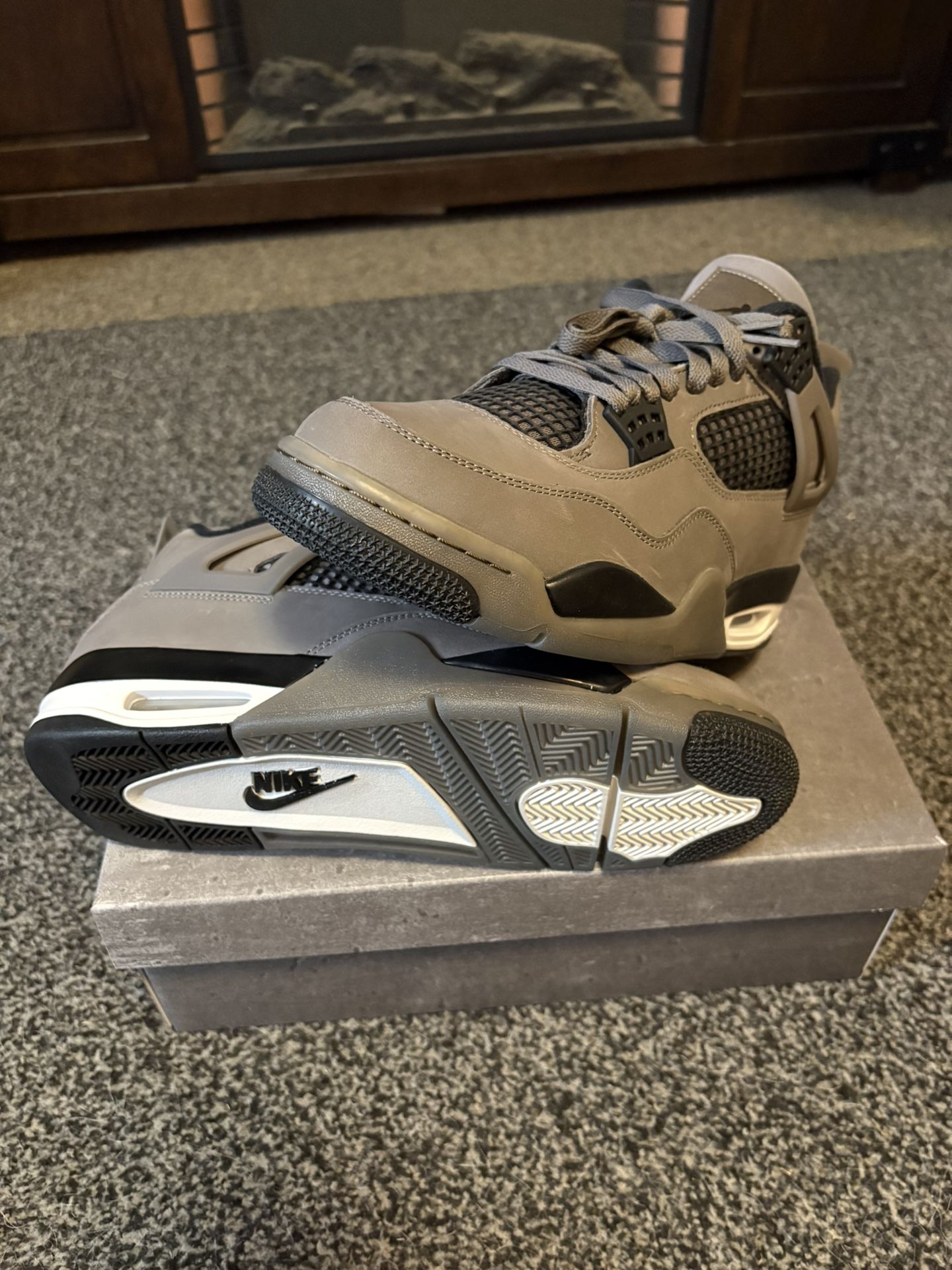 Jordan Retro 4