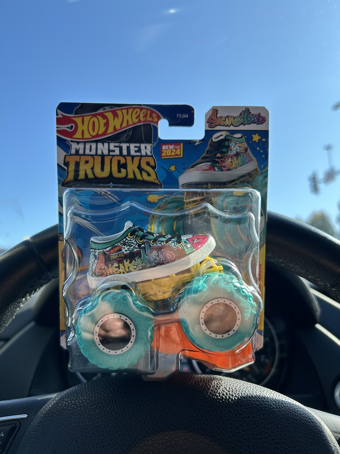 HOT WHEELS MONSTER TRUCK SNEAKERHEAD RARE