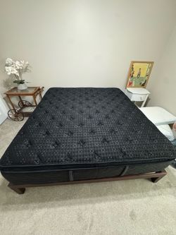 King Mattress - Beautyrest Black series 3 medium pillow top