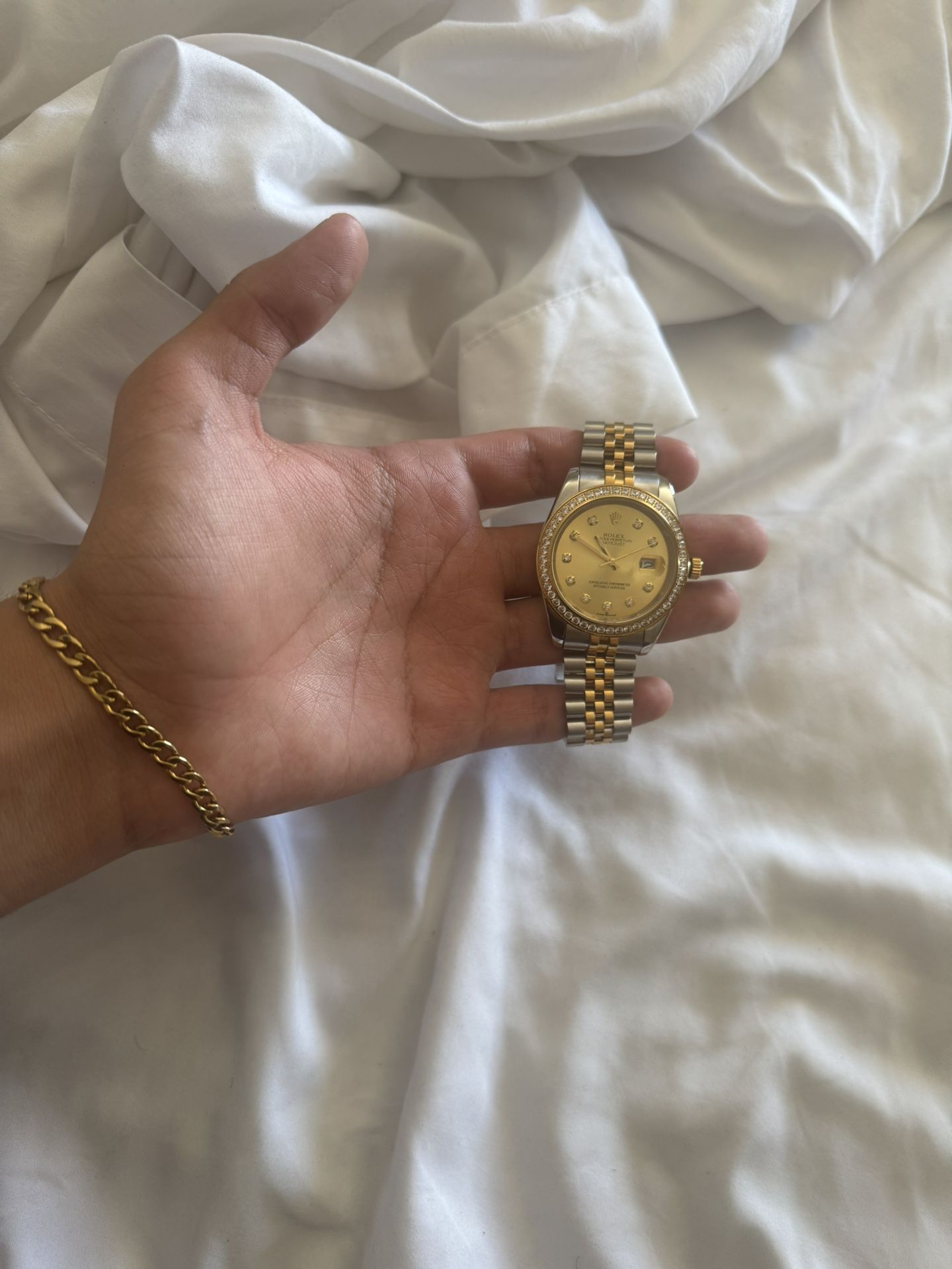 Luxury Gold Silver Watch 41 MM (NOT ACTUAL PRICE)