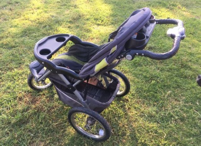 Baby trend - jogger stroller