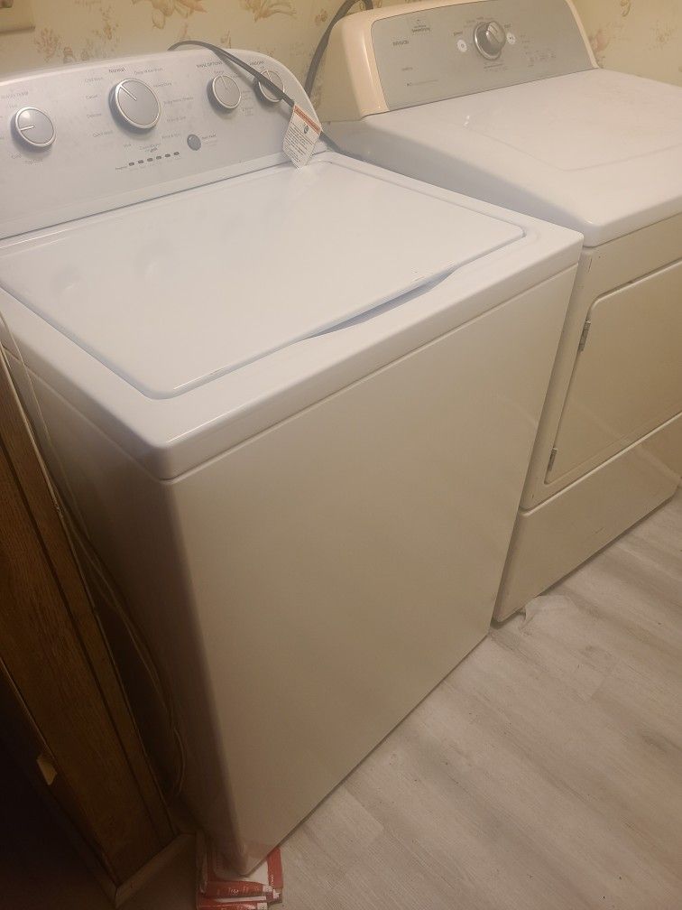 Good Used Heavy-duty Whirlpool Washer/Maytag Dryer For Sale....