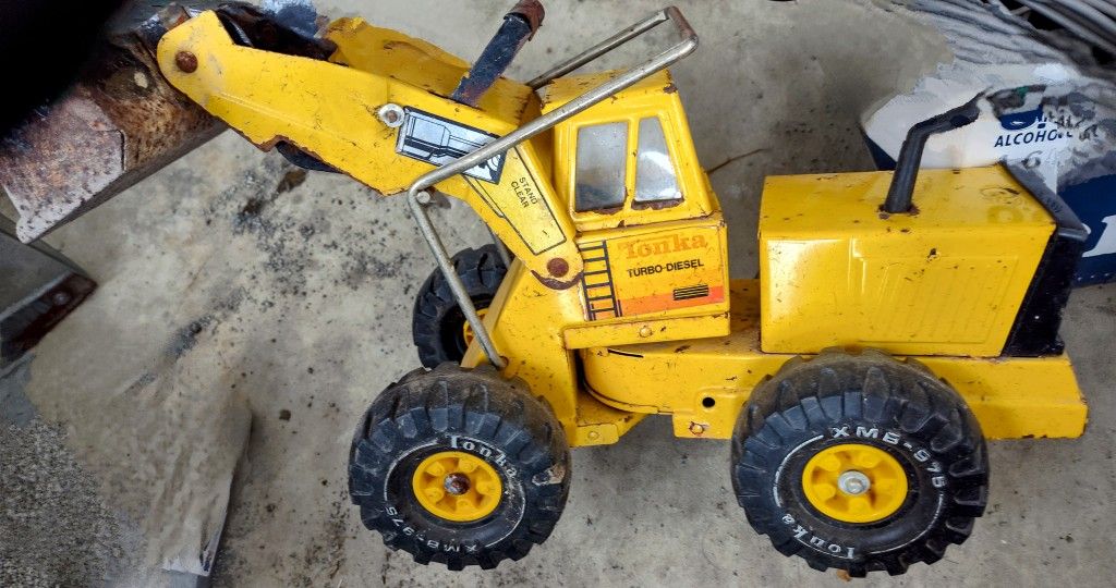 Vintage Tonka Pressed Metal Front End Loader
