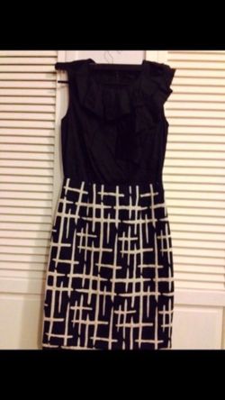 Max and Cleo women's stylish dress Size Small