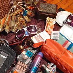 Women's 3.5 pounds almost mystery bundle make sure to click photo to see everyth