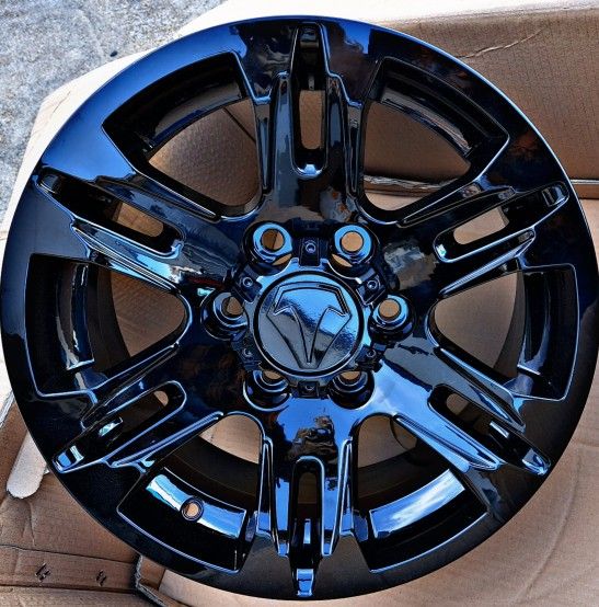 2022 TOYOTA TACOMA TFORCE OEM GLOSS BLACK NEW ____( 17" INCH )