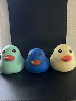 Squishy Squeezy Ducks