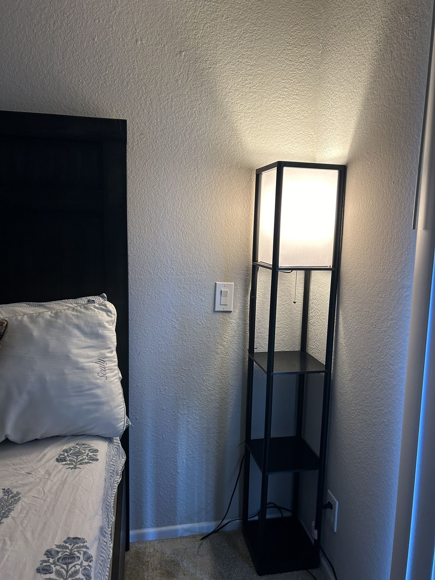 Mainstays 62" Plastic Black Shelf Floor Lamp, Sustainable White Fabric Shade ,Modern Design, New Condition, Adult And Dorm Room Use