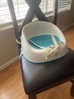 Booster seat for table