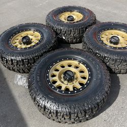 F250 F350 18” Method Wheels With New 35” Mud-Terrain tires Rims Rines 