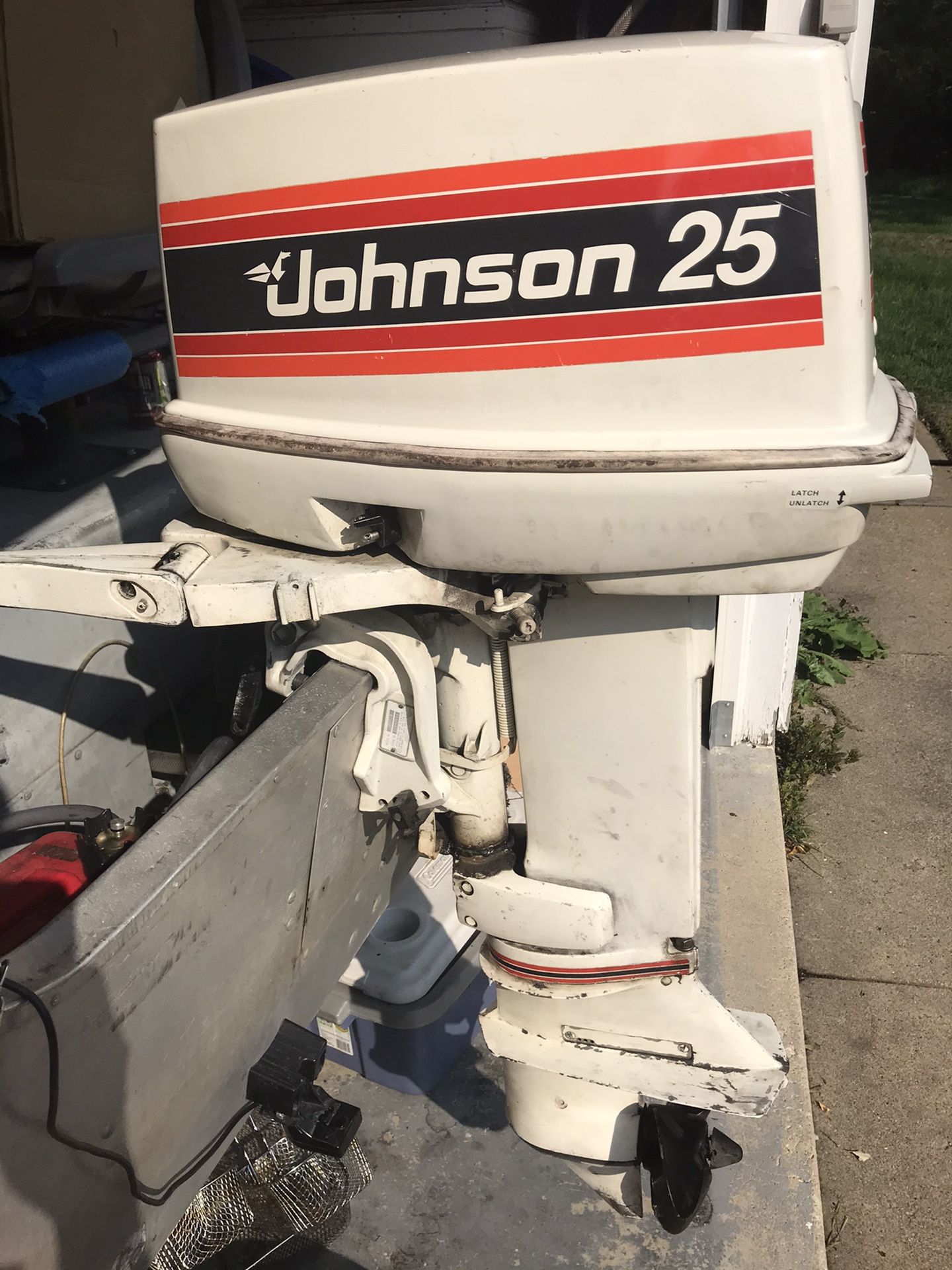 1981 Johnson 25hp Outboard