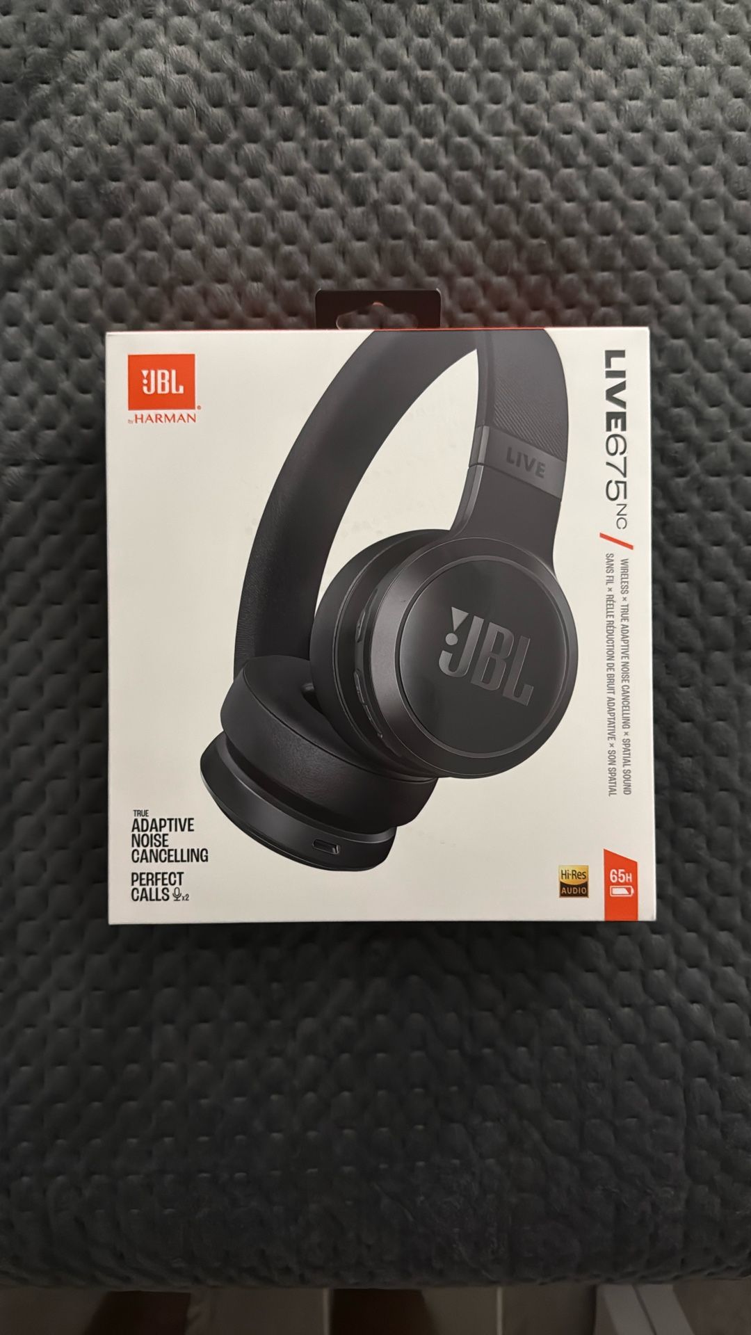 JBL LIVE 675NC