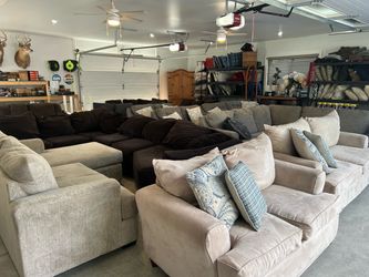 Sectional couch sale prices vary