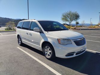 2013 Chrysler Town & Country