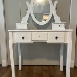 Vanity Table W 5 Draws And Mirror