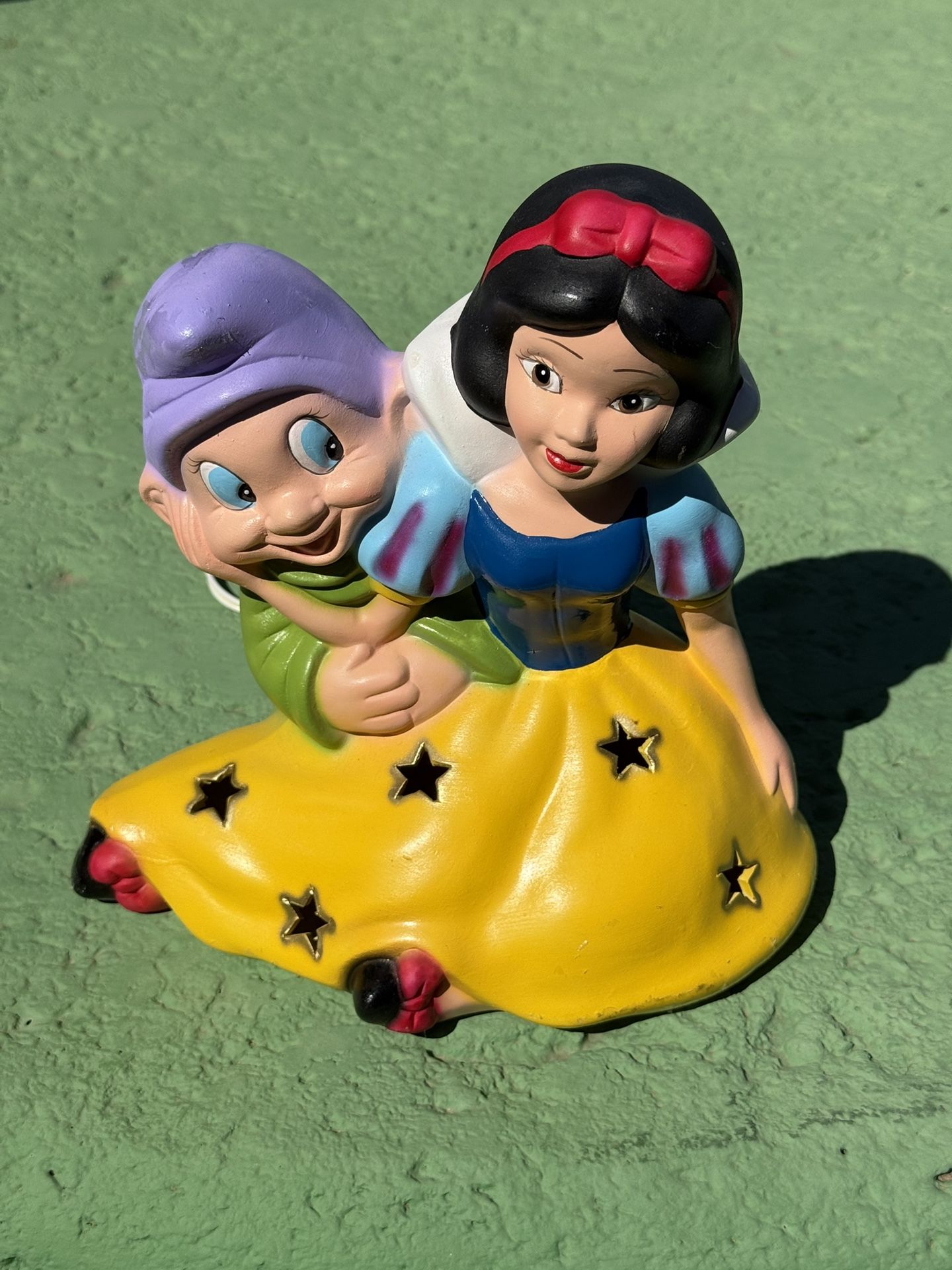Snow White And Dopey Night Light