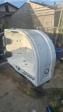Bluetooth bathtub