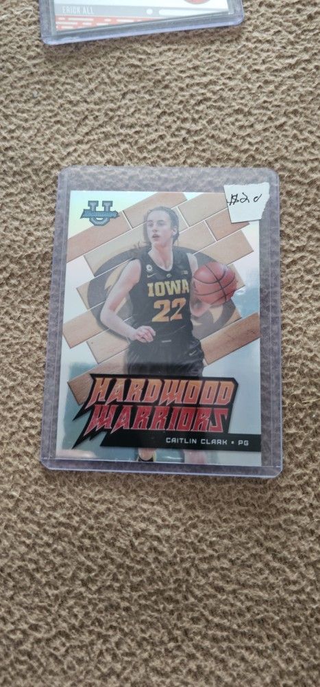 Caitlin Clark Card MINT CONDITION HARDWOOD WARRIORS