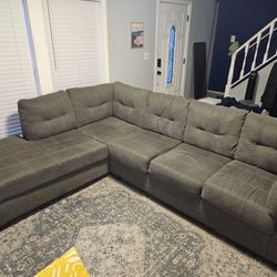2-Piece Sectional Sofa