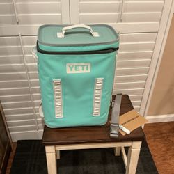 Yeti Backflip 24  Backpack  Hopper Family