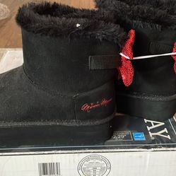 Women’s Minnie Mouse Boots 