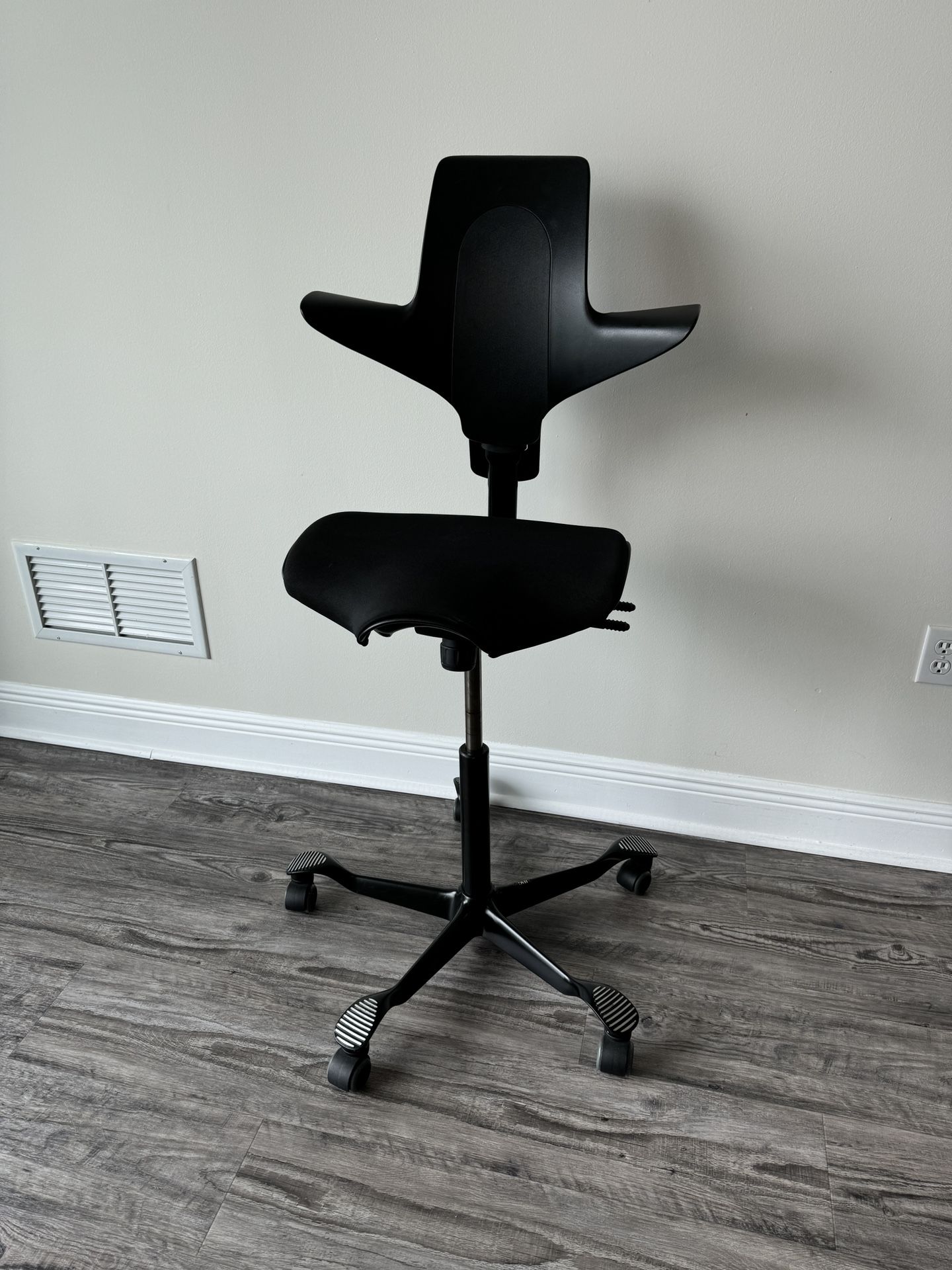 Hag Capisco Adjustable Standing Desk Chair
