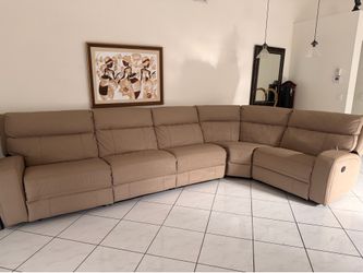 Sectional couch