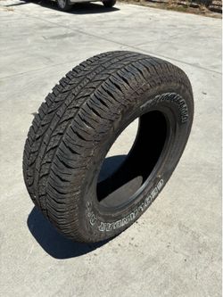 Yokohama Geolandar A/T 265/65R17 Tire