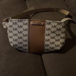 Brown Michael Kors Fanny Pack 