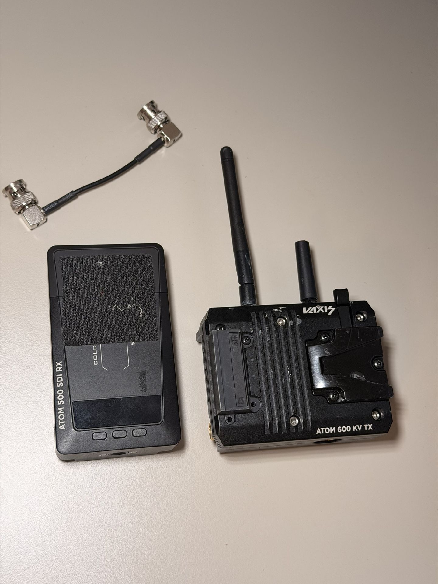 Vaxis ATOM 600 KV Wireless TX/RX Kit for RED KOMODO