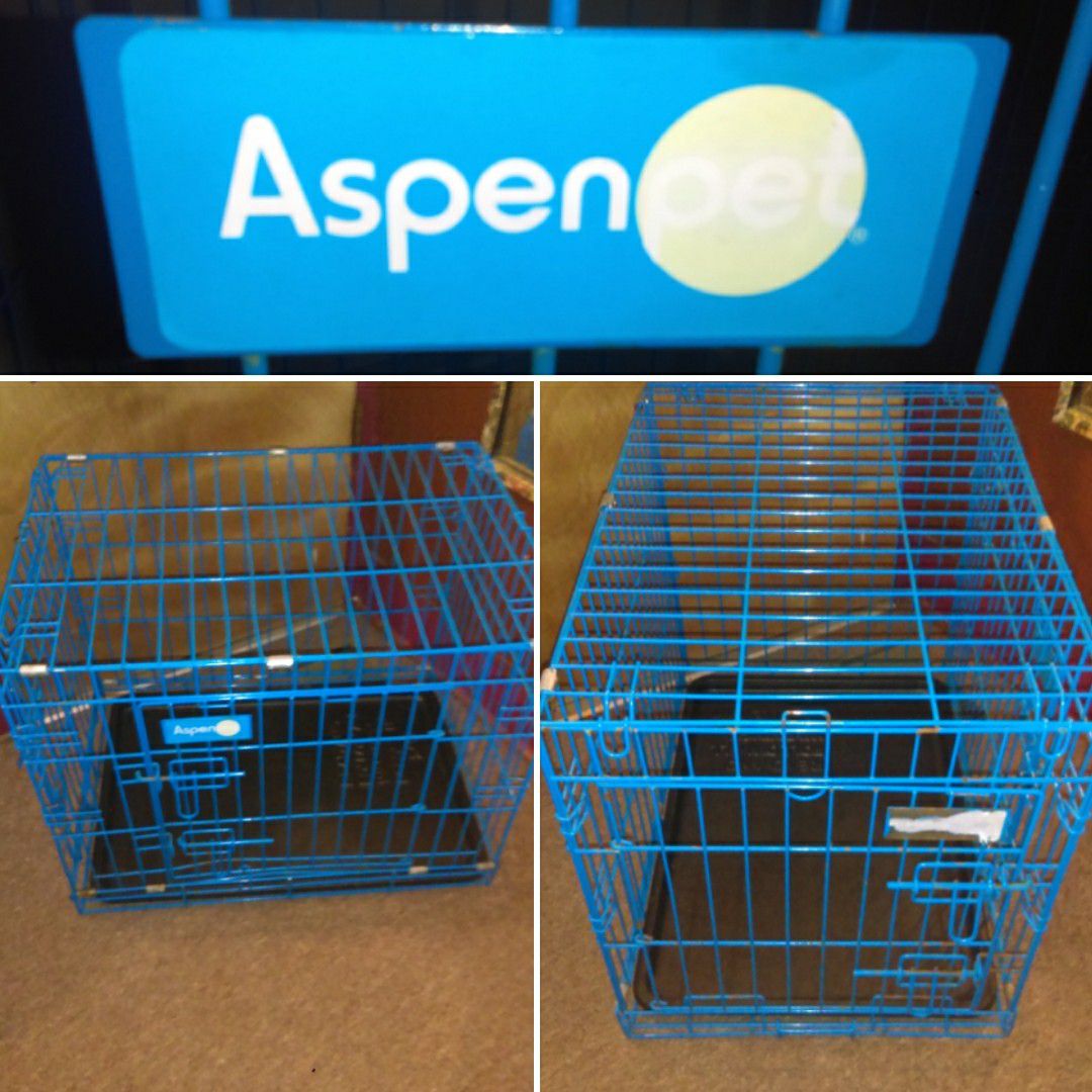 Small 2 Door AspenPet Dog Crate-Blue