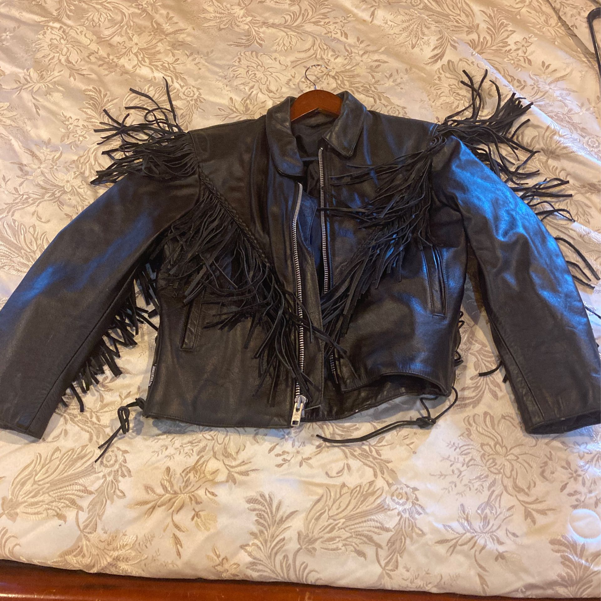 Fringe leather motorcycle jacket size medium
