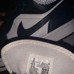 AIR JORDAN 1 MID (SHOOT OFFERS)