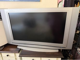 Tv with Roku