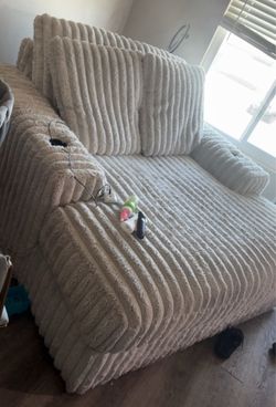 Extra large lounge chair