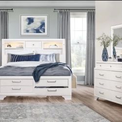 Queen Bedroom Set With FREE MATTRESS 