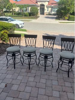 Vintage Barstool chair set