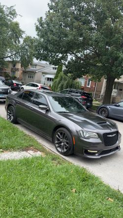 2018 Chrysler 300