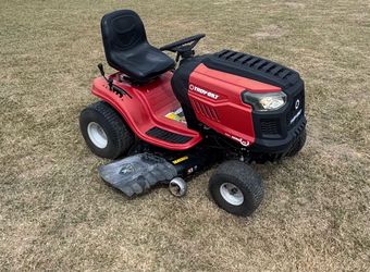 TROY BILT RIDING LAWN MOWER