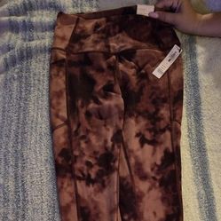 Burgundy VS Leggings