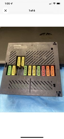 2004-2007 BMW 545i 750i Integrated Supply Control Module 7 510 638