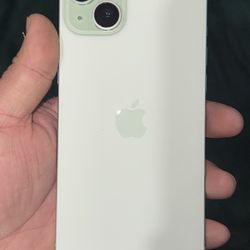 iPhone 15 Plus