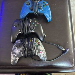 Xbox Controllers 