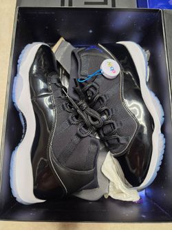 Jordan Space Jam 11 size 10.5